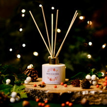 Load image into Gallery viewer, Winter Candle &amp; Reed Diffuser Gift Set